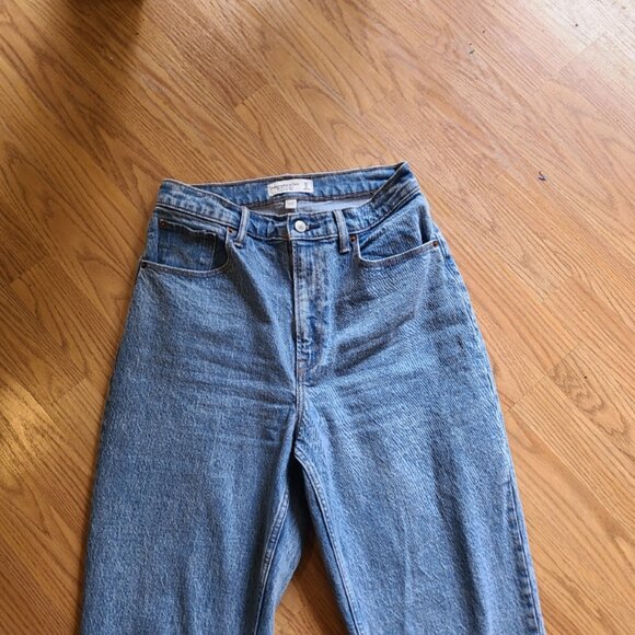 NEW! ABERCROMBIE & FITCH CURVE LOVE THE 90s STRAIGHT ULTRA HIGH RISE JEANS 28/6R - Picture 3 of 6